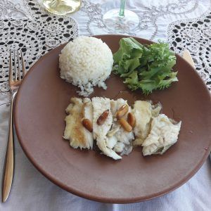 gallo con almendras