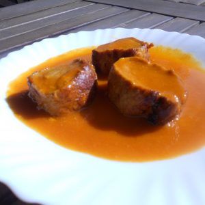 solomillo de cerdo en salsa de pimientos