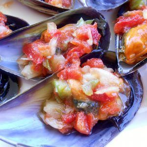 mejillones con vinagreta de pimientos